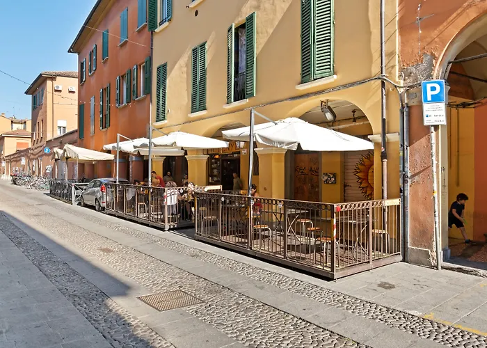 Guesthost - Pratello Il Gelso Apartment Bologna