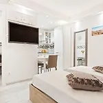 Guesthost - Pratello Il Gelso Appartement Bologna