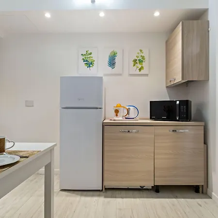 Апартаменты Guesthost - Pratello Il Gelso *